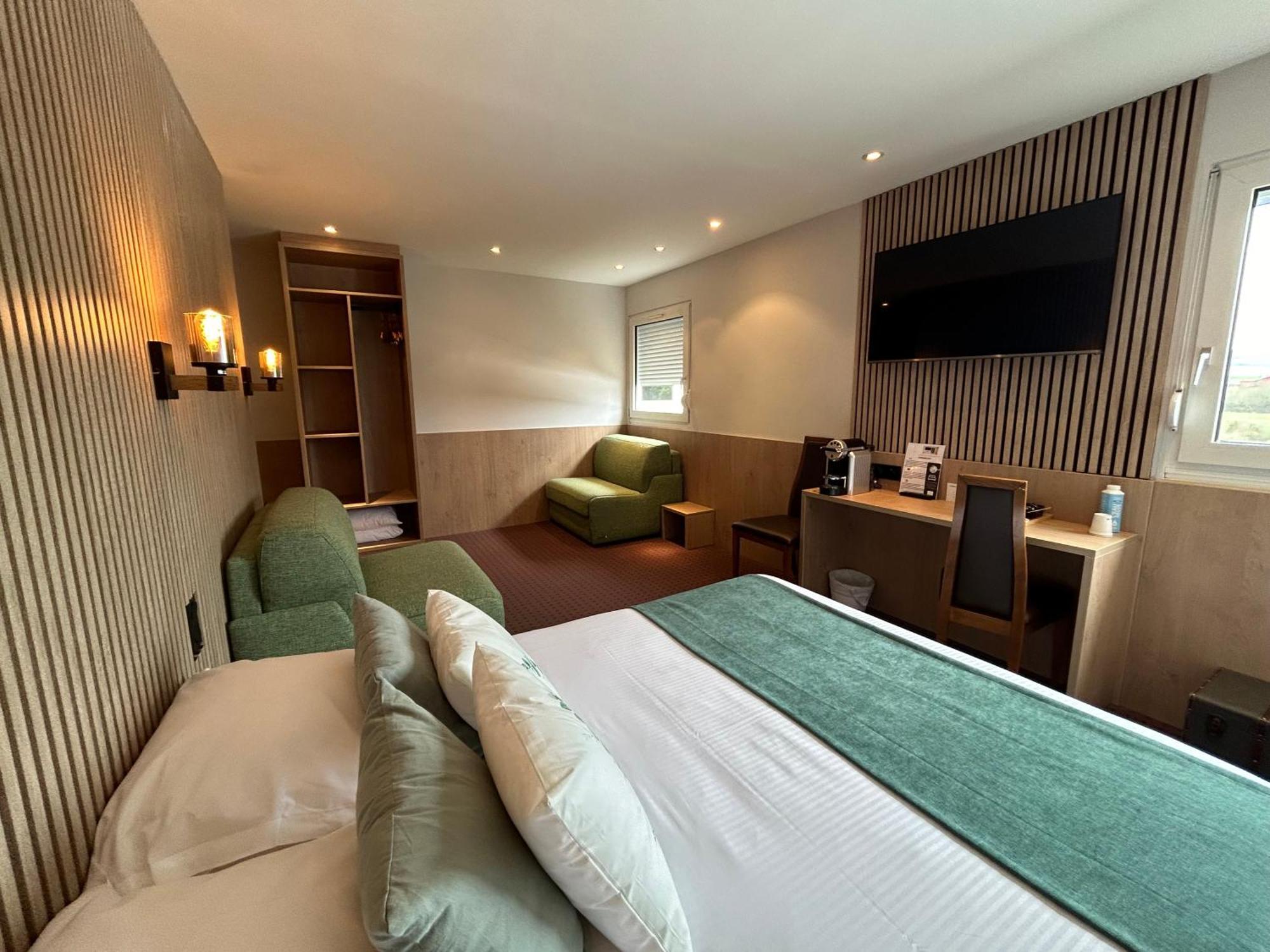 Les Orchidees , Hotel & Restaurant Verdun-sur-Meuse ภายนอก รูปภาพ